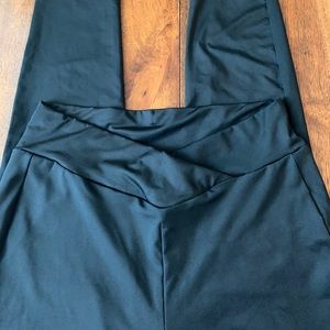 Crossover Waist leggings